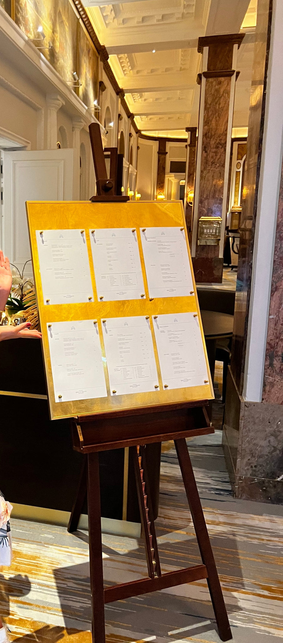 Gold Magnetwand / Whiteboard im Goldrahmen