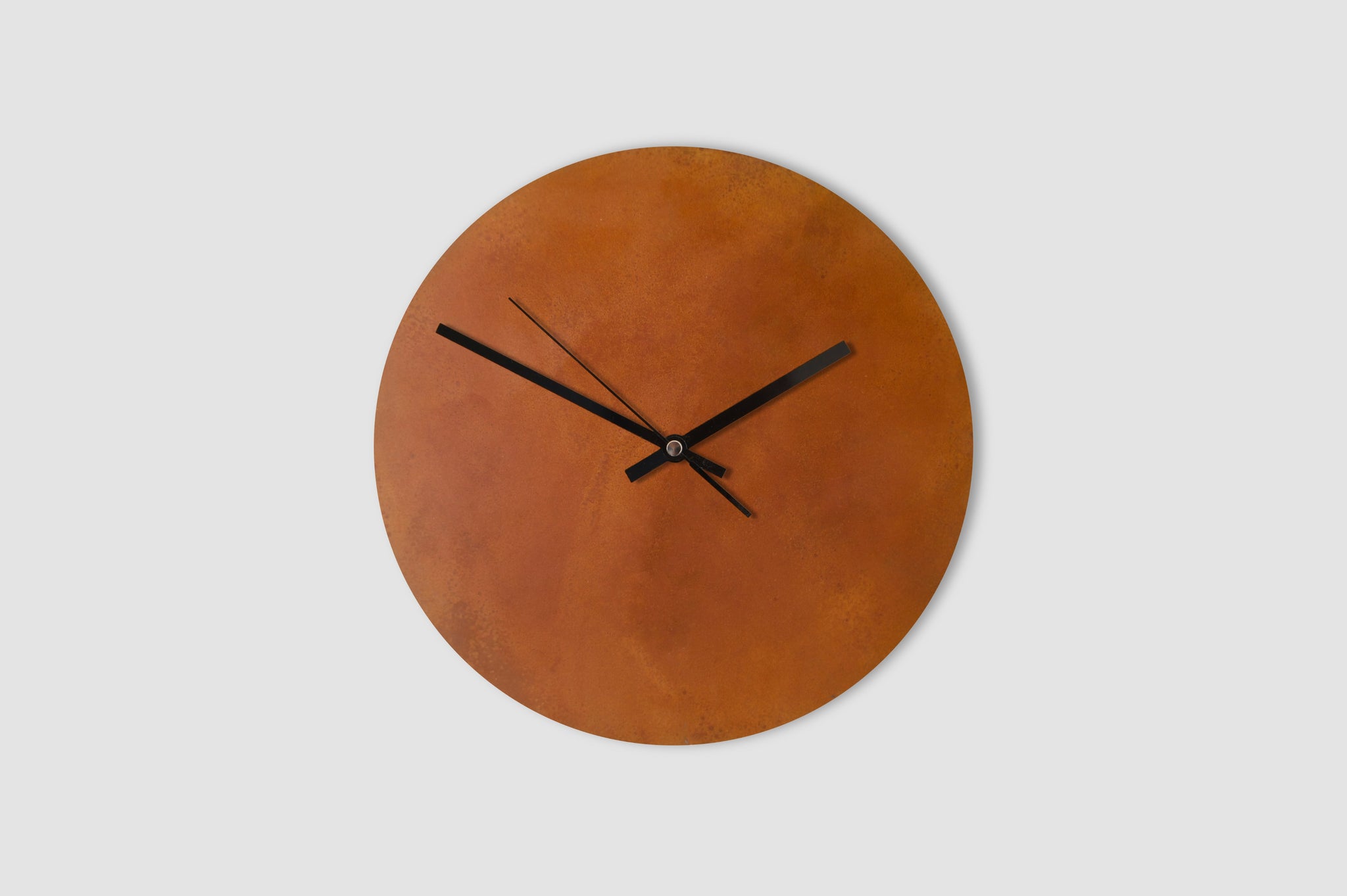 corten stahl steel wall clock wanduhr handgemacht Unikat rusted gerostet lautlos silent